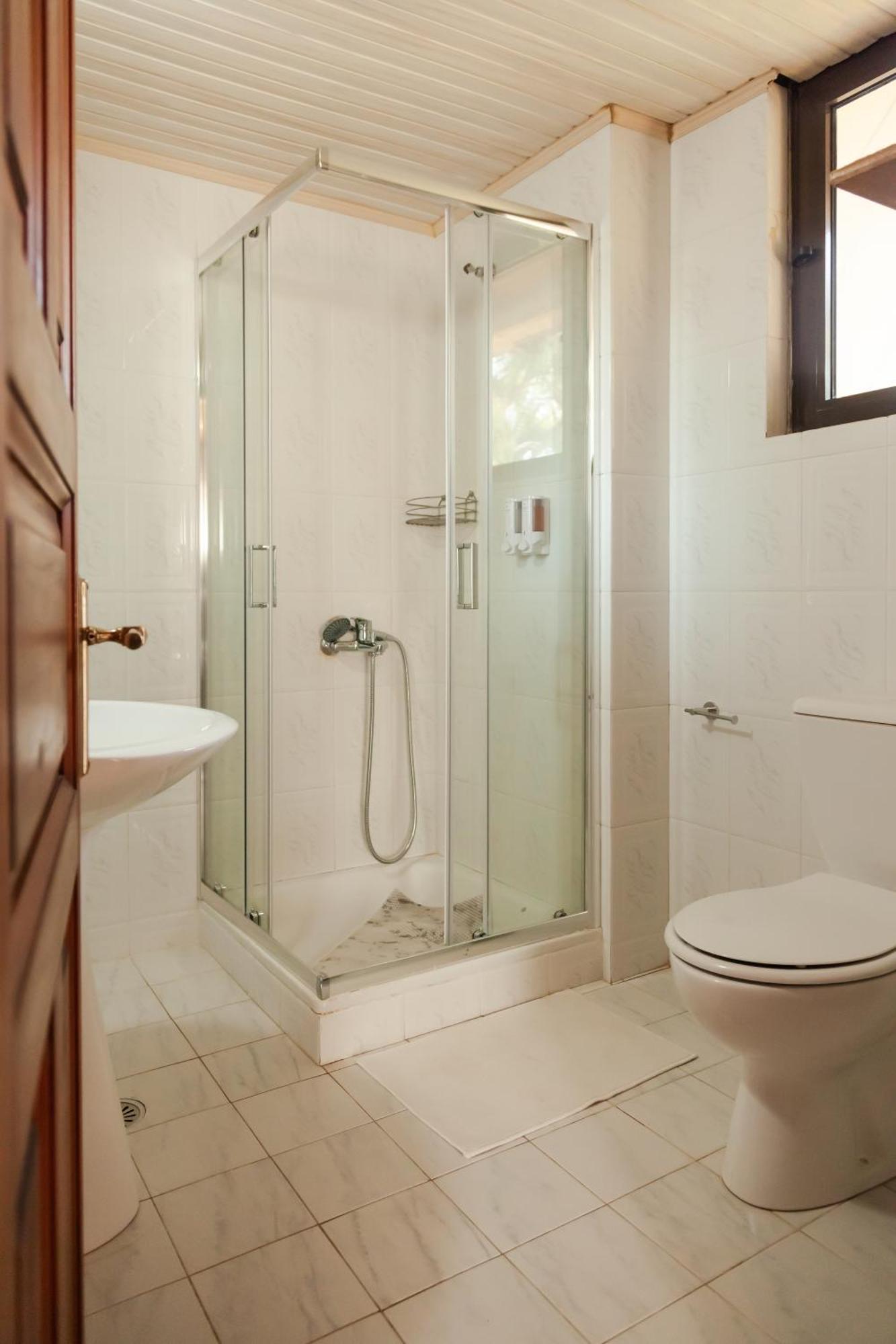 Amnisiades Apartments Karteros Zewnętrze zdjęcie