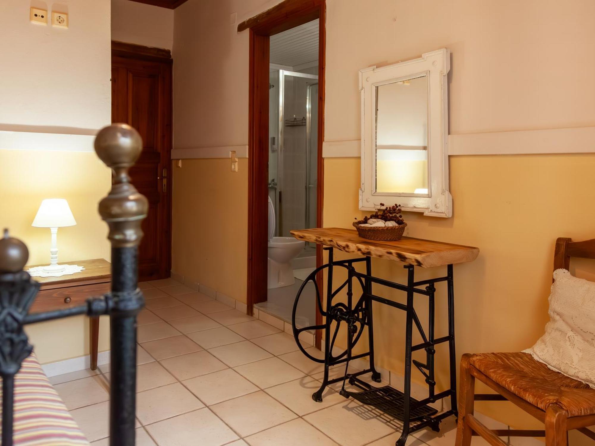 Amnisiades Apartments Karteros Zewnętrze zdjęcie